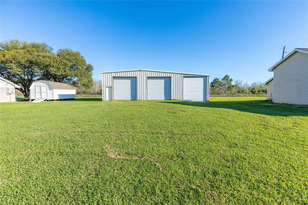1324 Alpha Lane Crosby, TX 77532