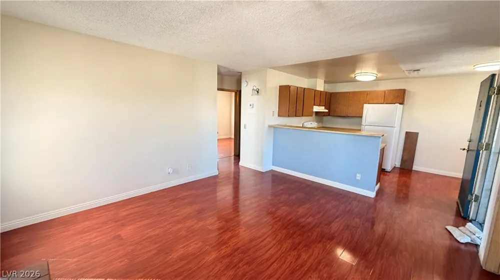 2754 Aarondavid Drive Las Vegas, NV 89121