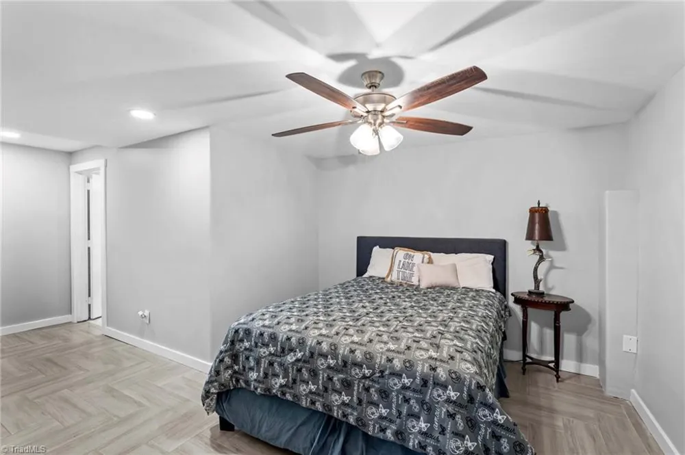 680 Fox Hollow Lane Salisbury, NC 28146