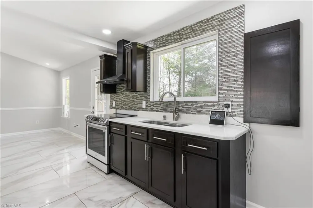 2506 Megan Drive Ramseur, NC 27316