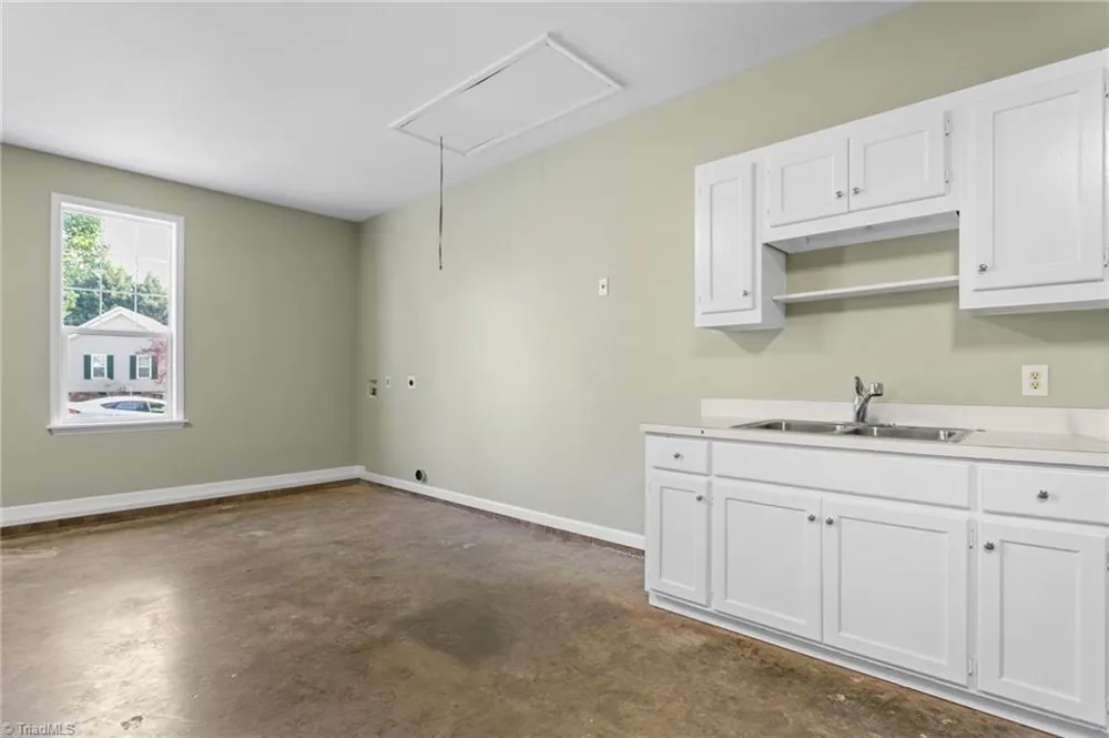 2506 Megan Drive Ramseur, NC 27316
