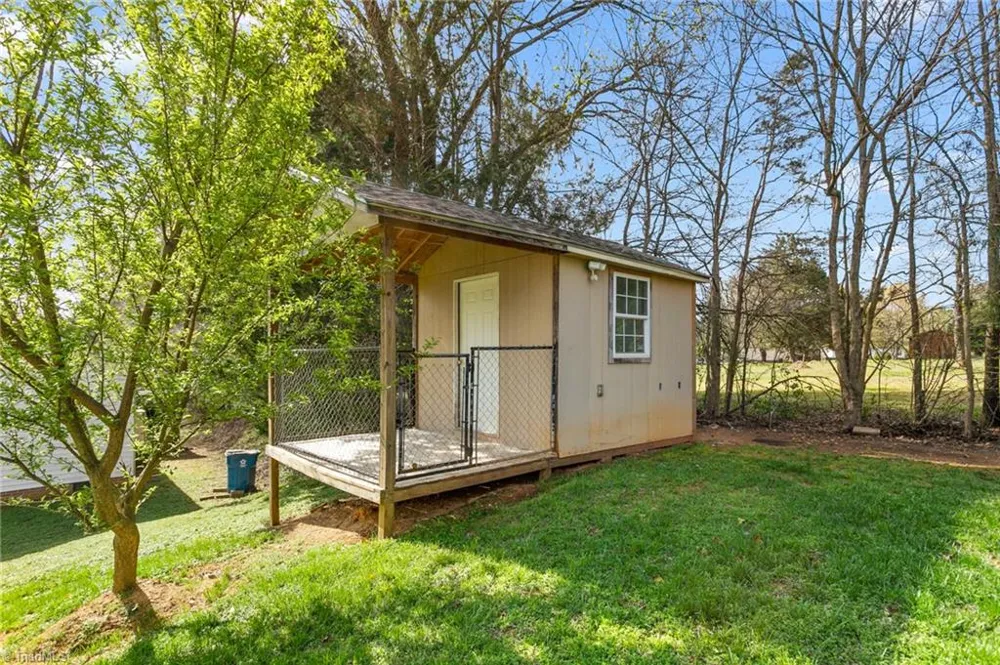 2506 Megan Drive Ramseur, NC 27316