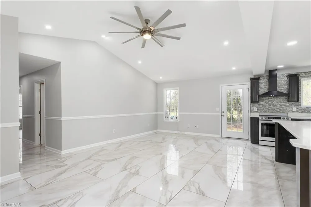 2506 Megan Drive Ramseur, NC 27316
