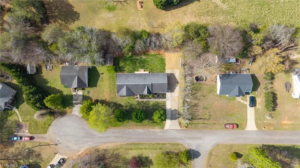 2506 Megan Drive Ramseur, NC 27316