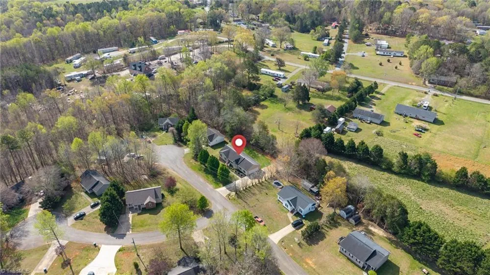 2506 Megan Drive Ramseur, NC 27316