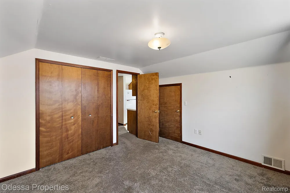 7525 22 MILE ROAD Shelby Charter Township, MI 48317