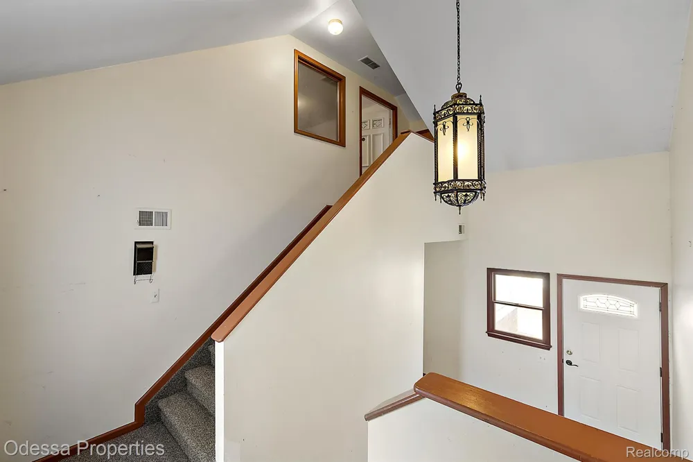 7525 22 MILE ROAD Shelby Charter Township, MI 48317