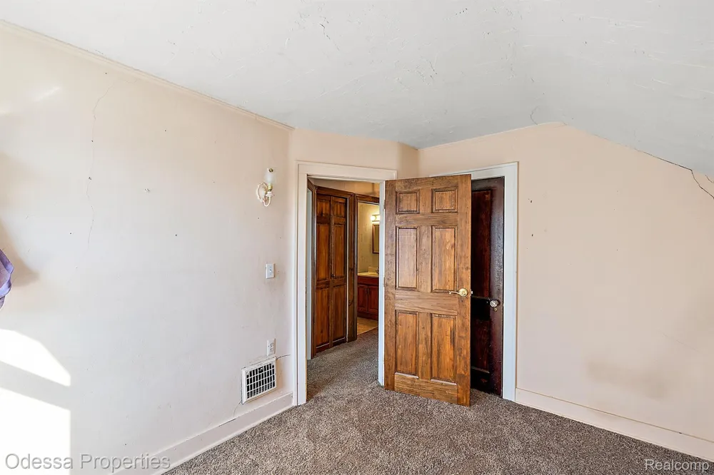 7525 22 MILE ROAD Shelby Charter Township, MI 48317