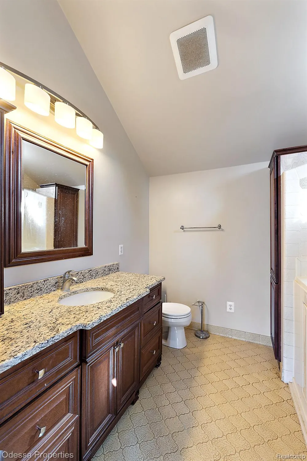 7525 22 MILE ROAD Shelby Charter Township, MI 48317