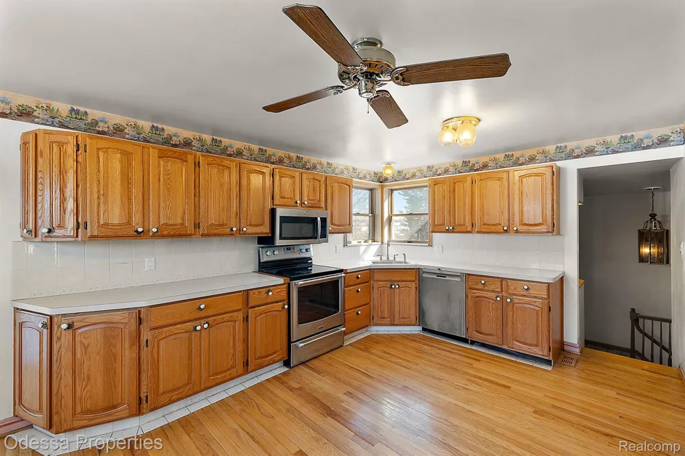 7525 22 MILE ROAD Shelby Charter Township, MI 48317