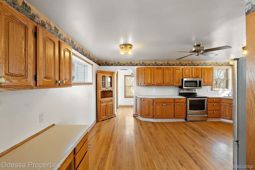 7525 22 MILE ROAD Shelby Charter Township, MI 48317