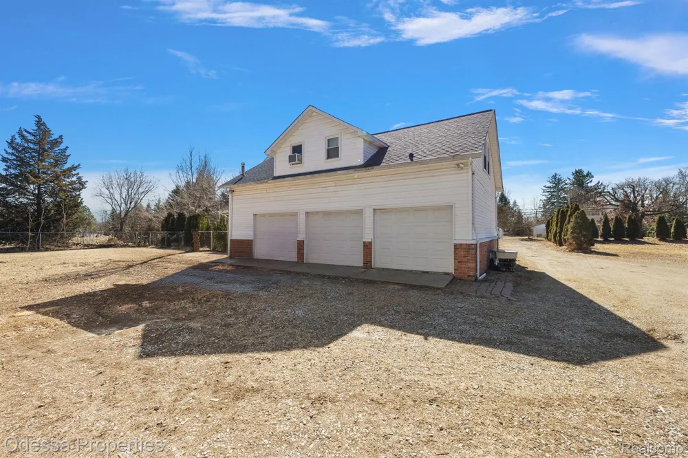 7525 22 MILE ROAD Shelby Charter Township, MI 48317
