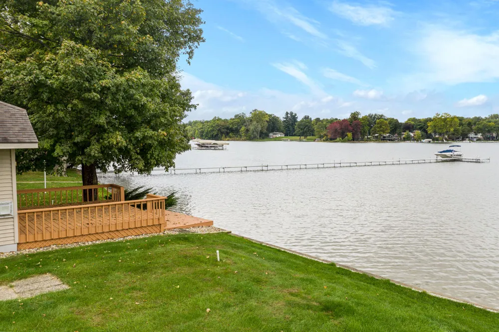 19976 M-60 Park Township, MI 49093