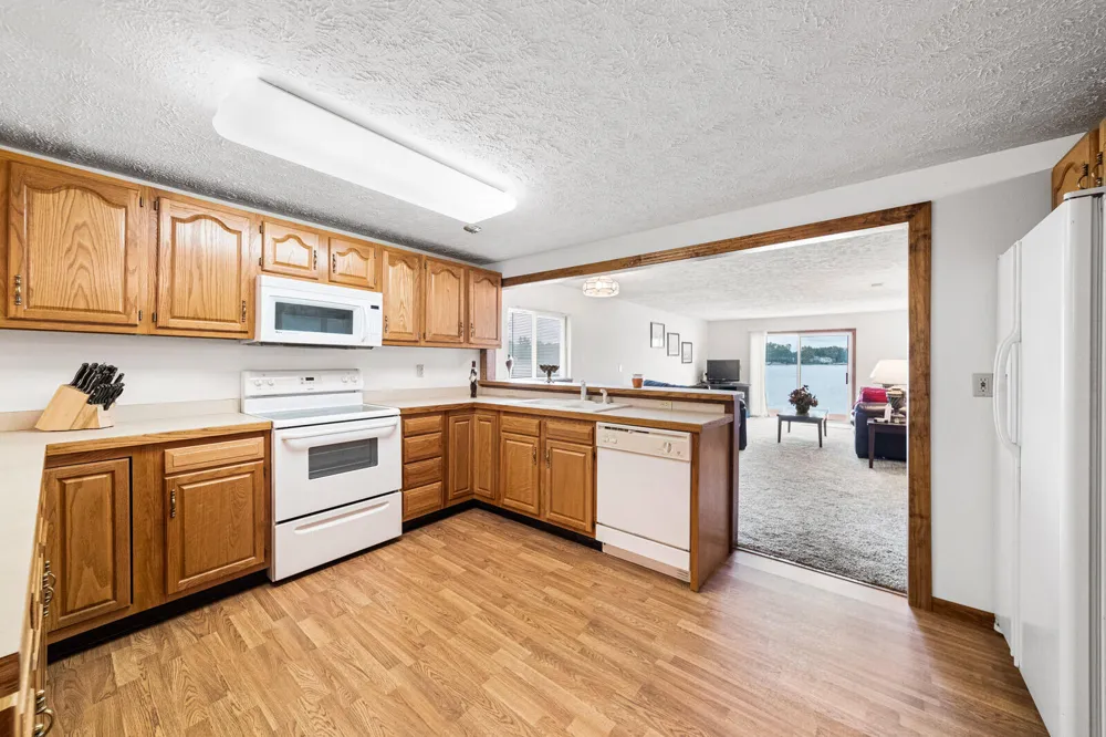 19976 M-60 Park Township, MI 49093