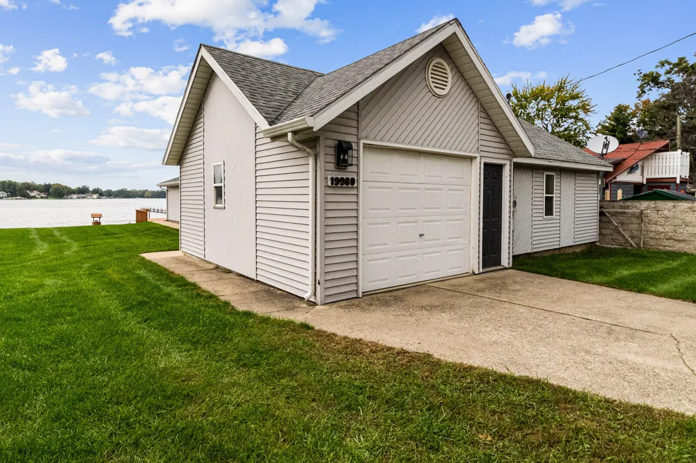 19976 M-60 Park Township, MI 49093