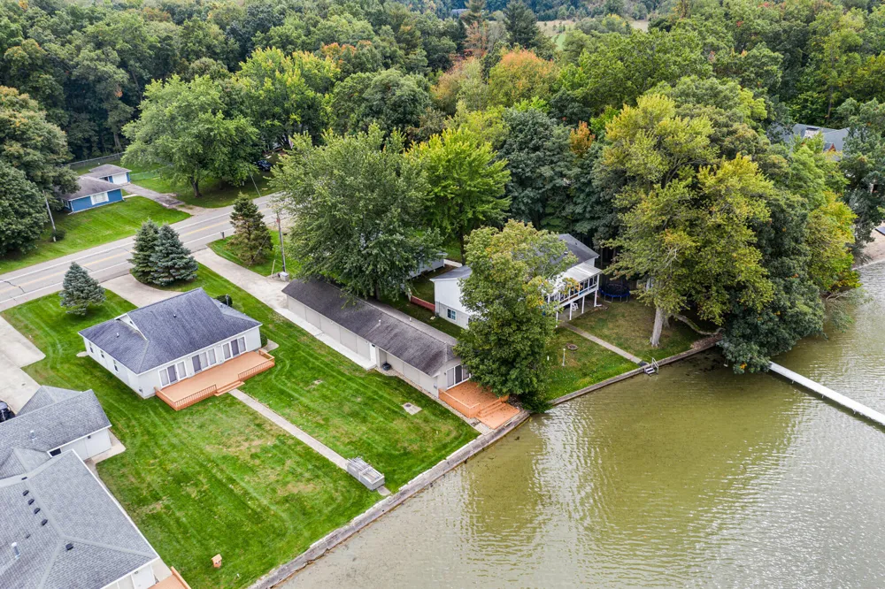 19976 M-60 Park Township, MI 49093