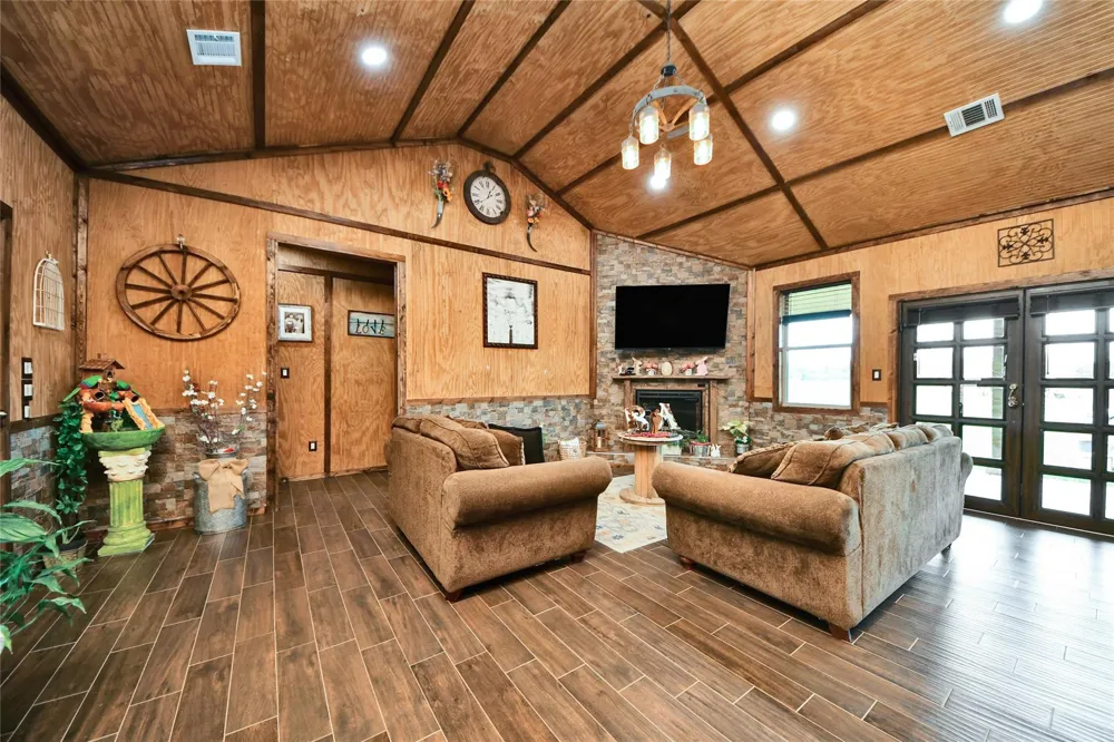 2217 Hartwell Road Pattison, TX 77423
