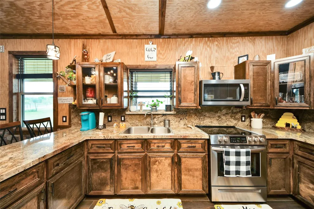 2217 Hartwell Road Pattison, TX 77423
