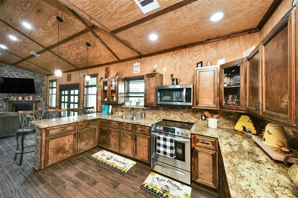 2217 Hartwell Road Pattison, TX 77423
