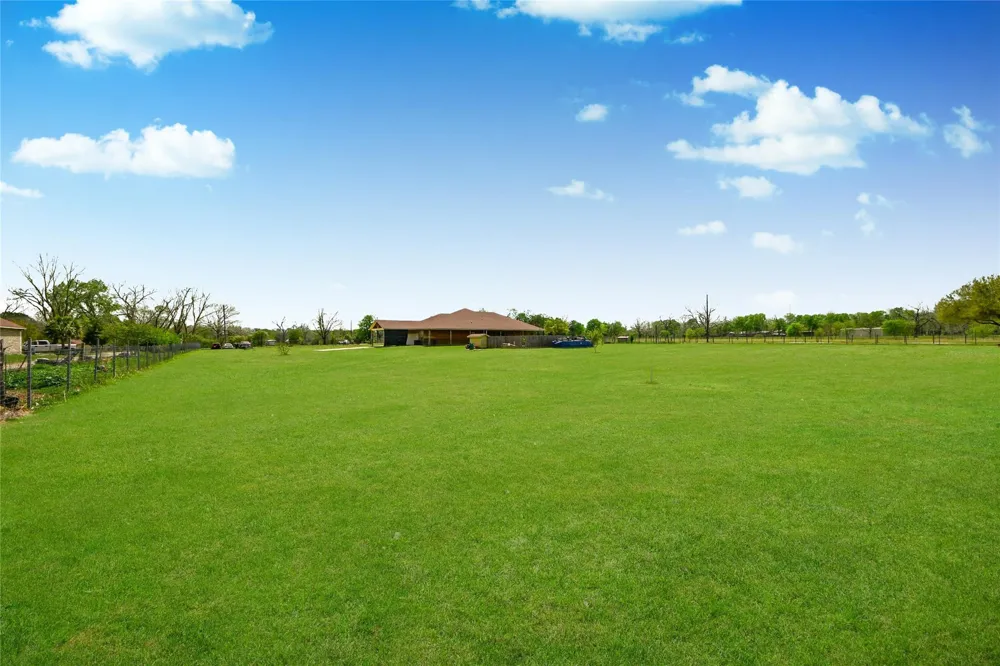 2217 Hartwell Road Pattison, TX 77423