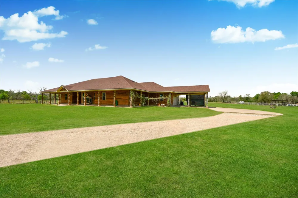 2217 Hartwell Road Pattison, TX 77423