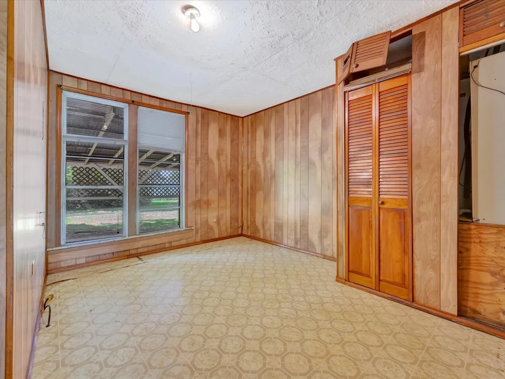 1216 Hendrix Avenue Diboll, TX 75941