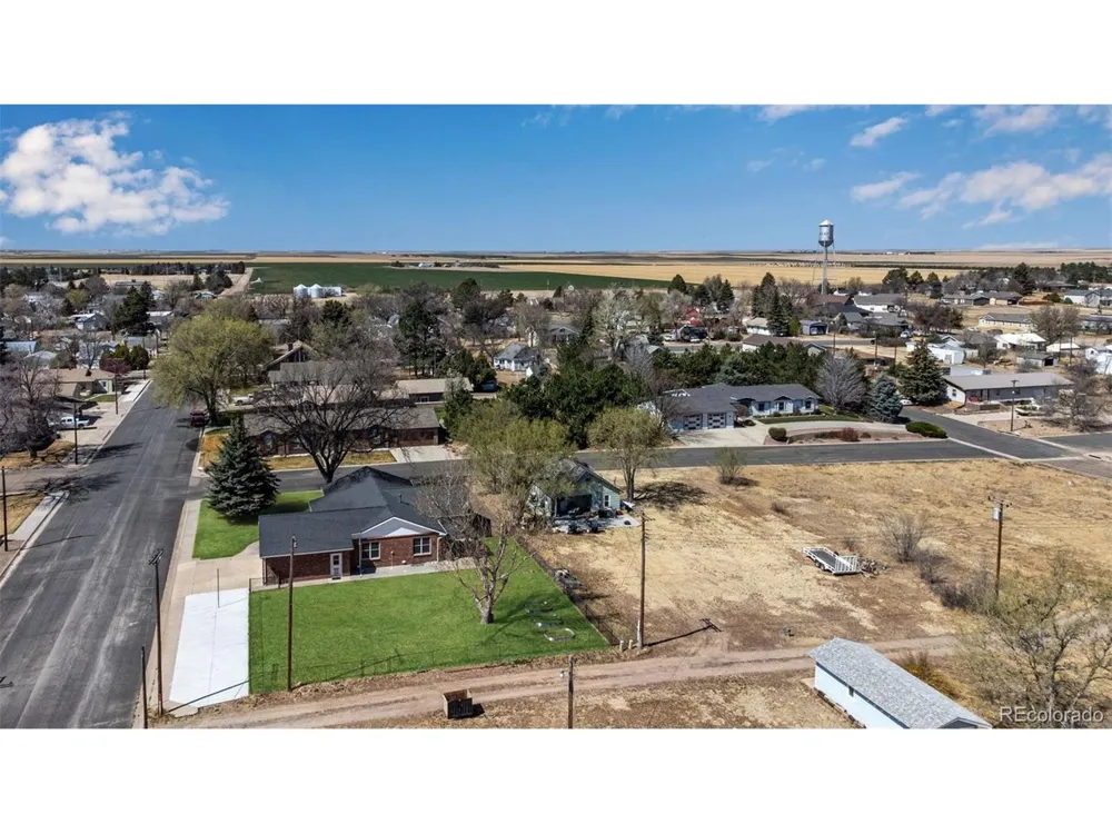 200 E 6th Street Flagler, CO 80815