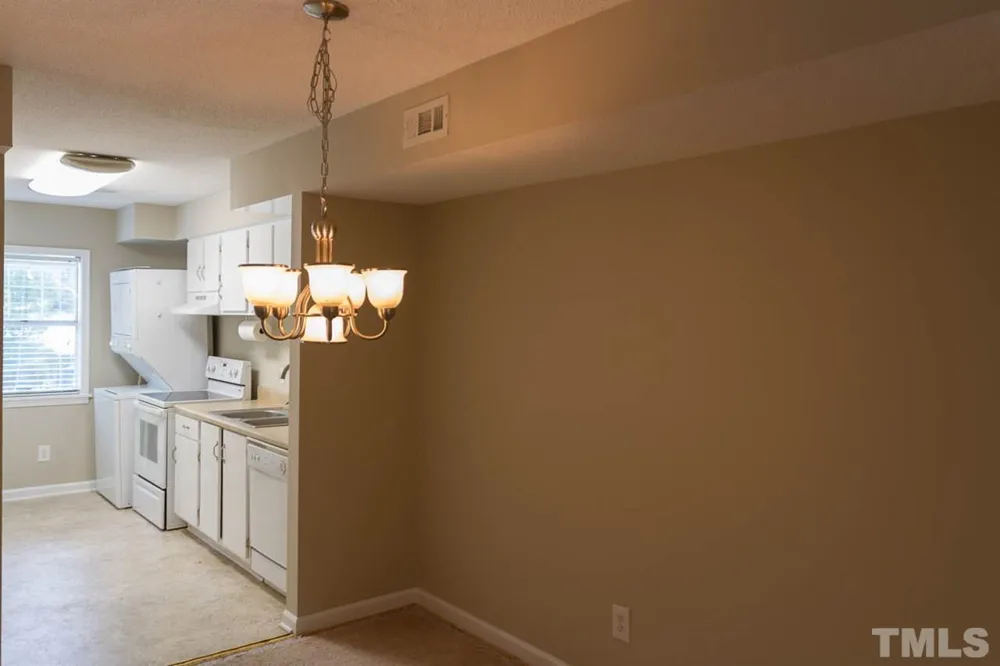 109 Scott Lane #109 Chapel Hill, NC 27514