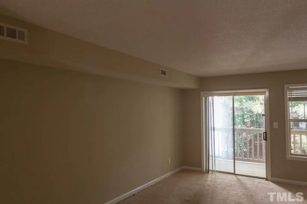 109 Scott Lane #109 Chapel Hill, NC 27514
