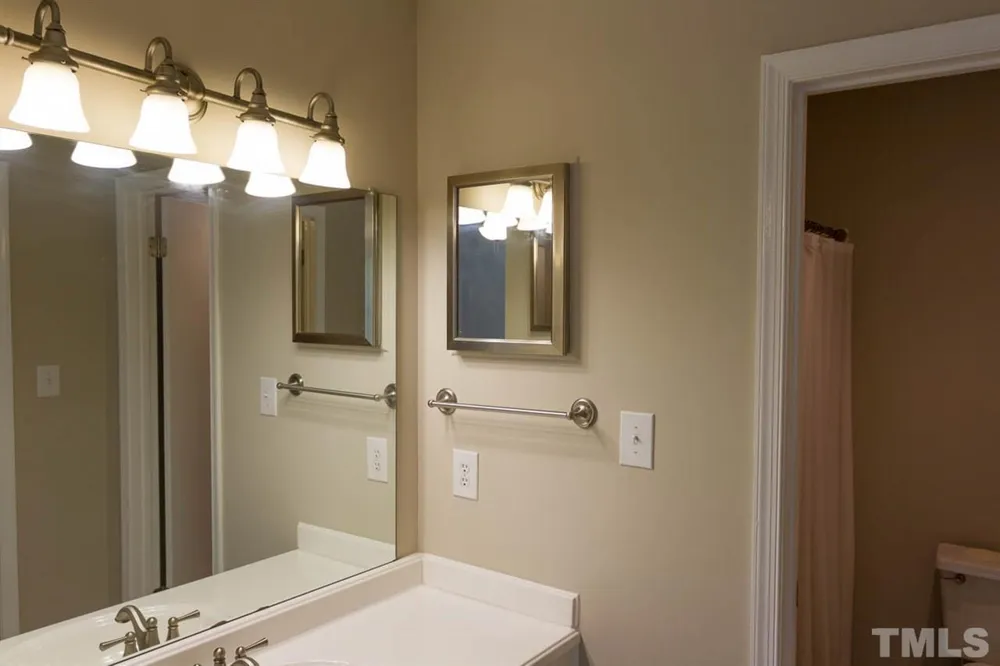 109 Scott Lane #109 Chapel Hill, NC 27514