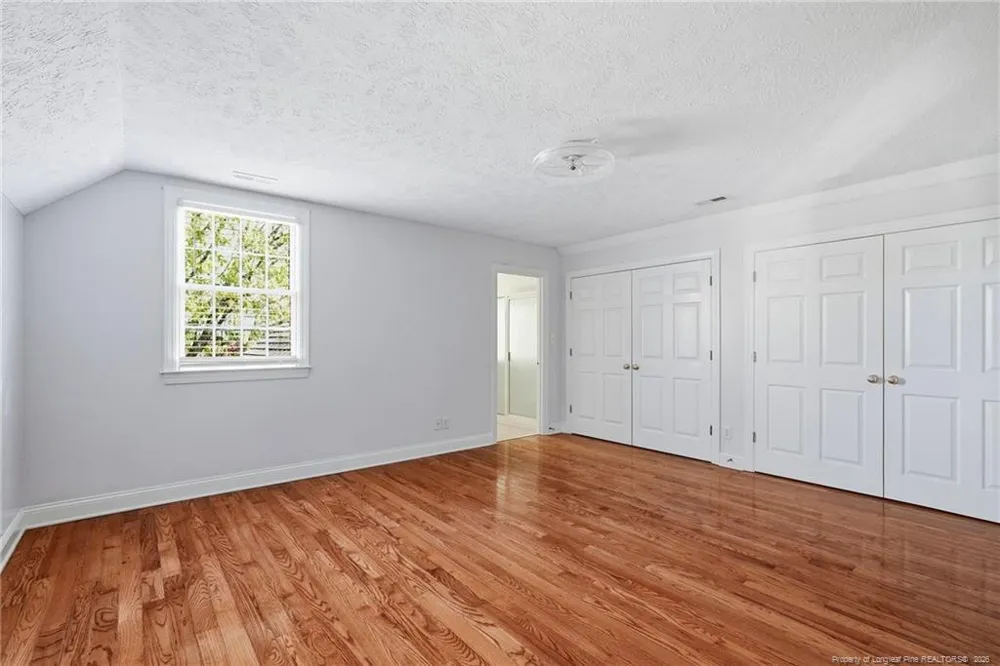 1302 Oakridge Boulevard Lumberton, NC 28358