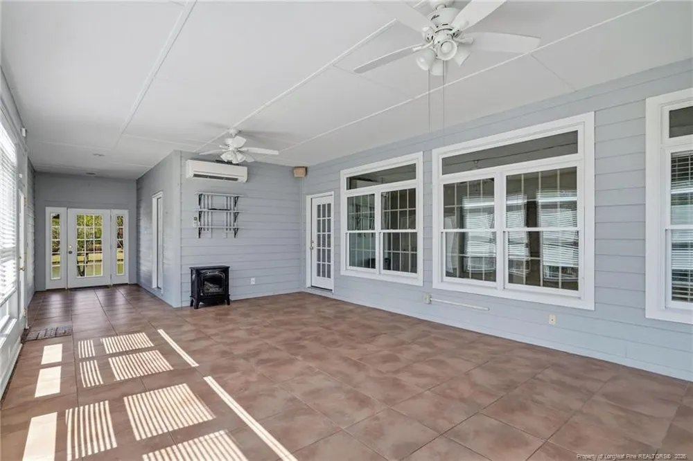 1302 Oakridge Boulevard Lumberton, NC 28358