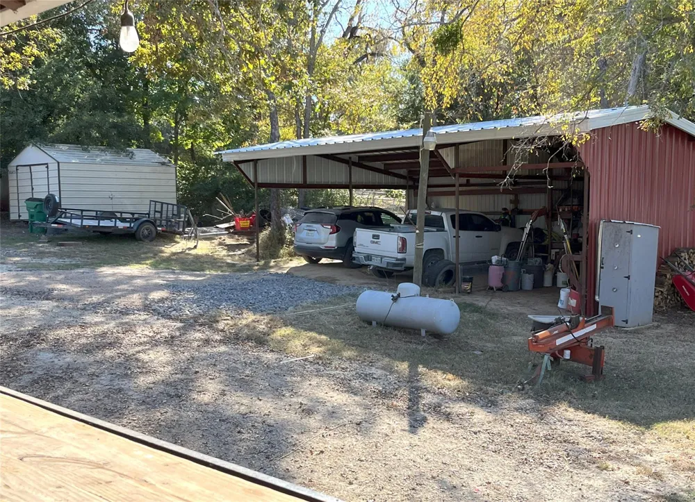 287 Lcr 737 Thornton, TX 76687