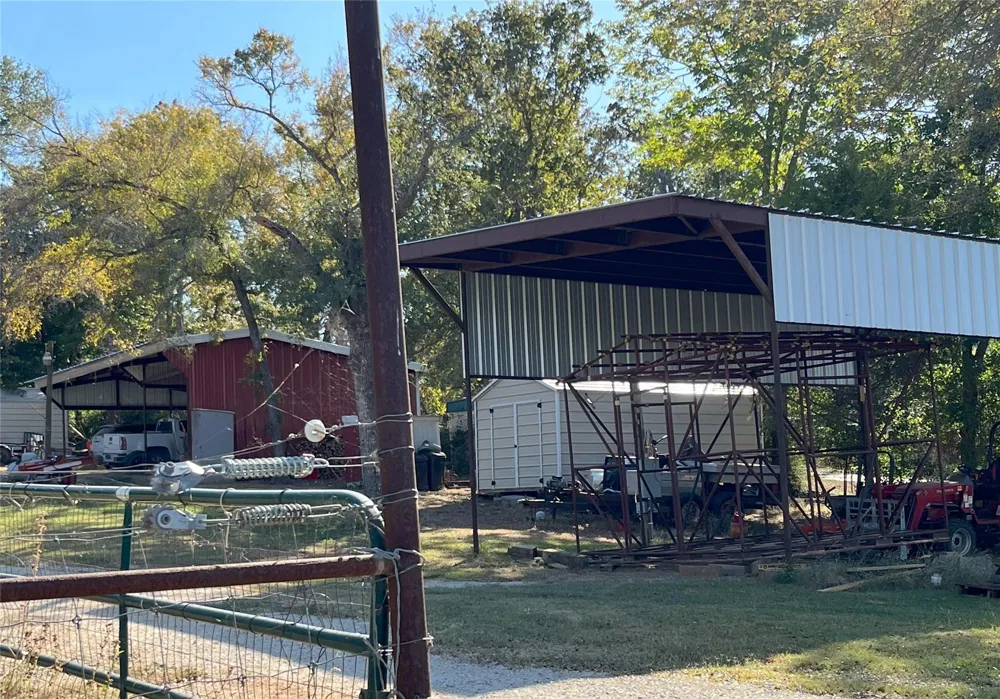 287 Lcr 737 Thornton, TX 76687