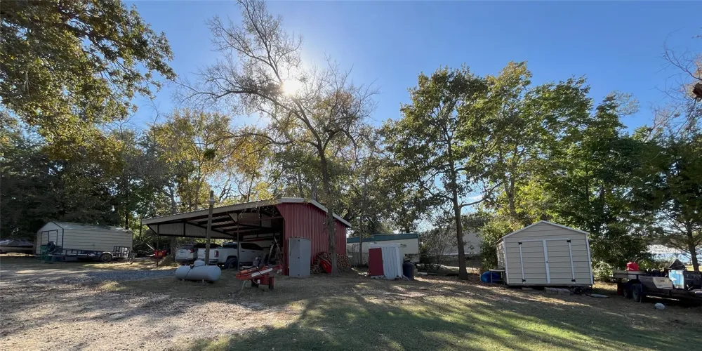 287 Lcr 737 Thornton, TX 76687