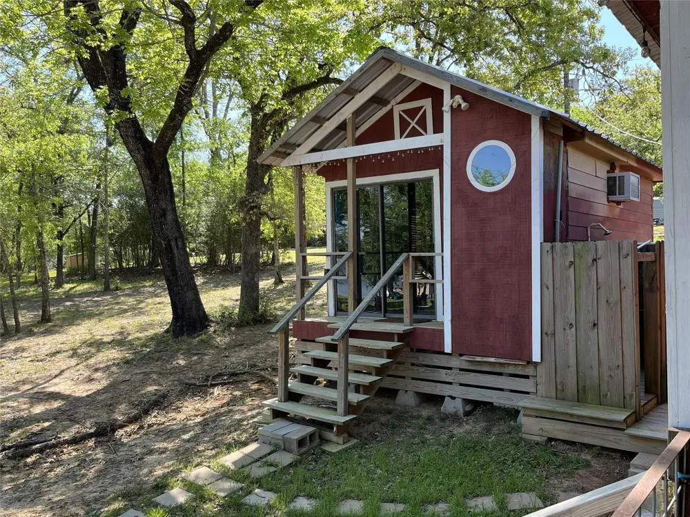 287 Lcr 737 Thornton, TX 76687