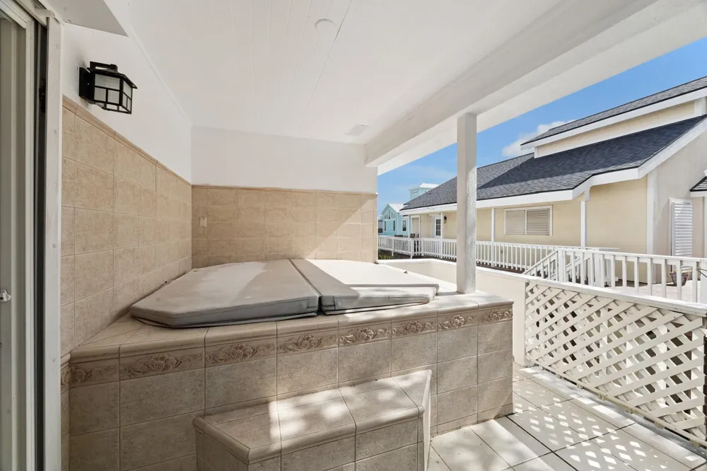 1330 Coral Way Tiki Island, TX 77554