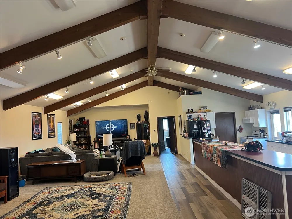 5215 365th Street Ct E Eatonville, WA 98328