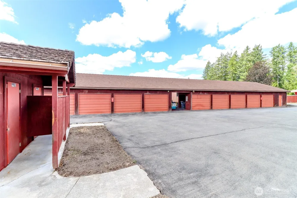 5215 365th Street Ct E Eatonville, WA 98328