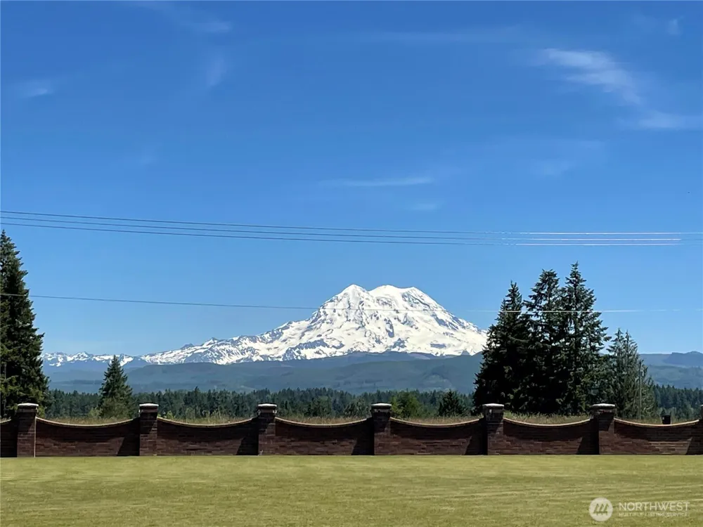 5215 365th Street Ct E Eatonville, WA 98328