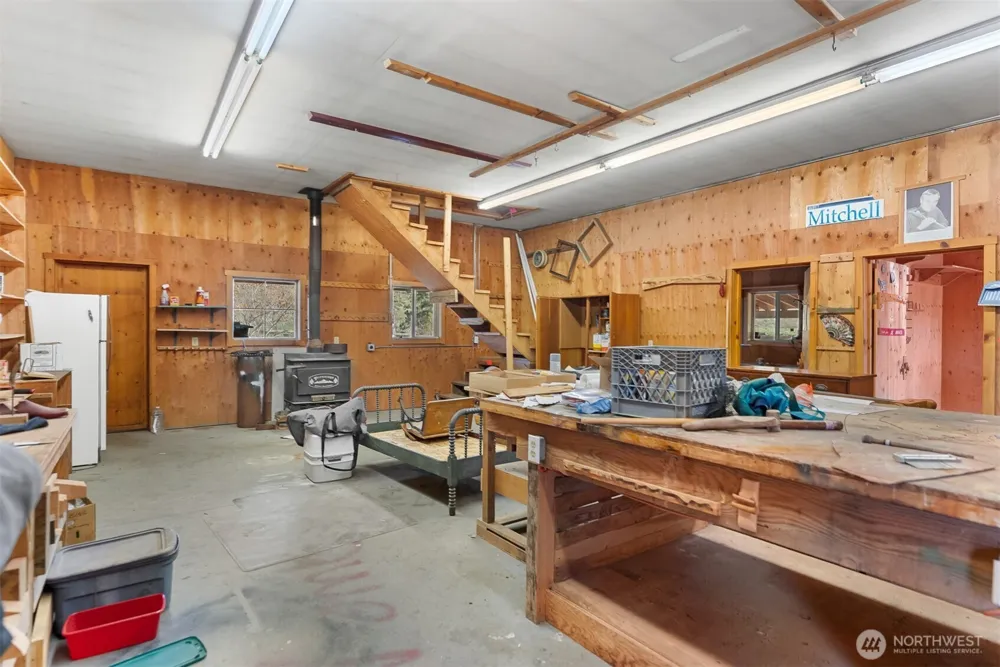 117 Vintin Road Carlton, WA 98814