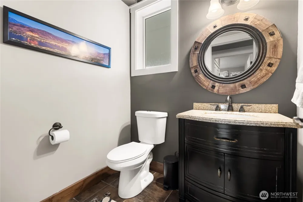 14 Turtle Lane Oroville, WA 98844