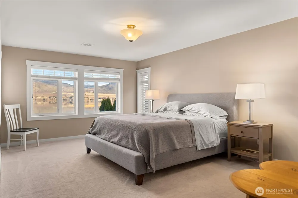 14 Turtle Lane Oroville, WA 98844