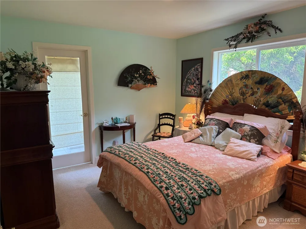 33704 J PLACE Ocean Park, WA 98640