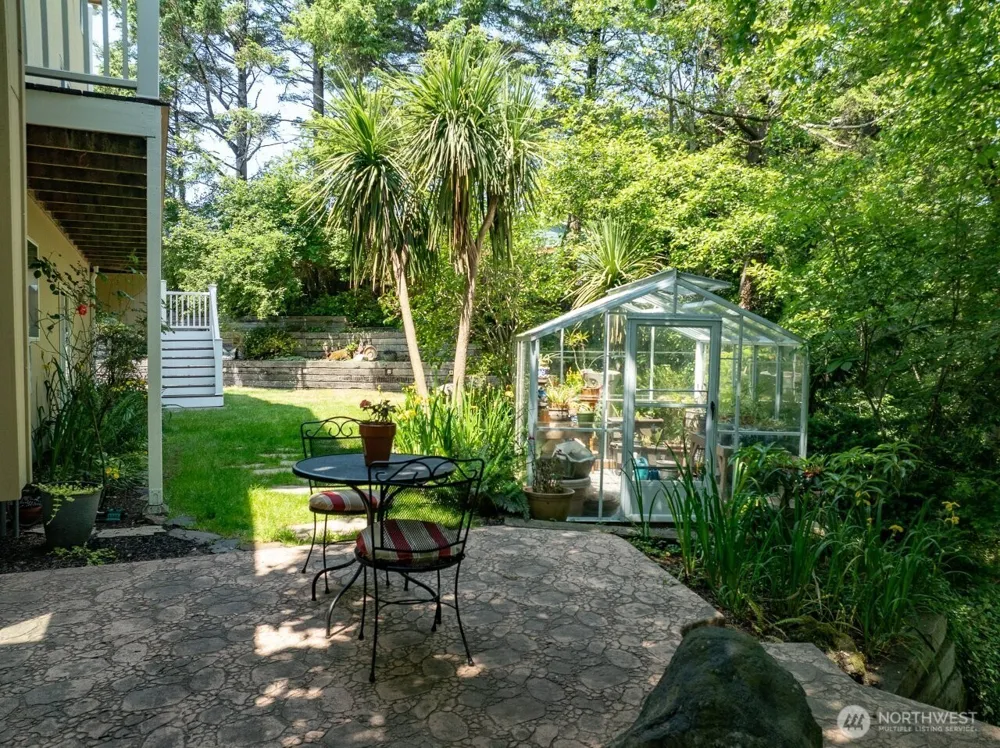 33704 J PLACE Ocean Park, WA 98640