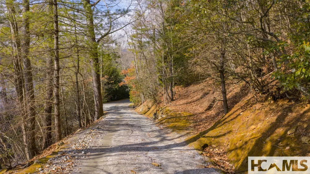 B&C Knob Hill Road Glenville, NC 28736