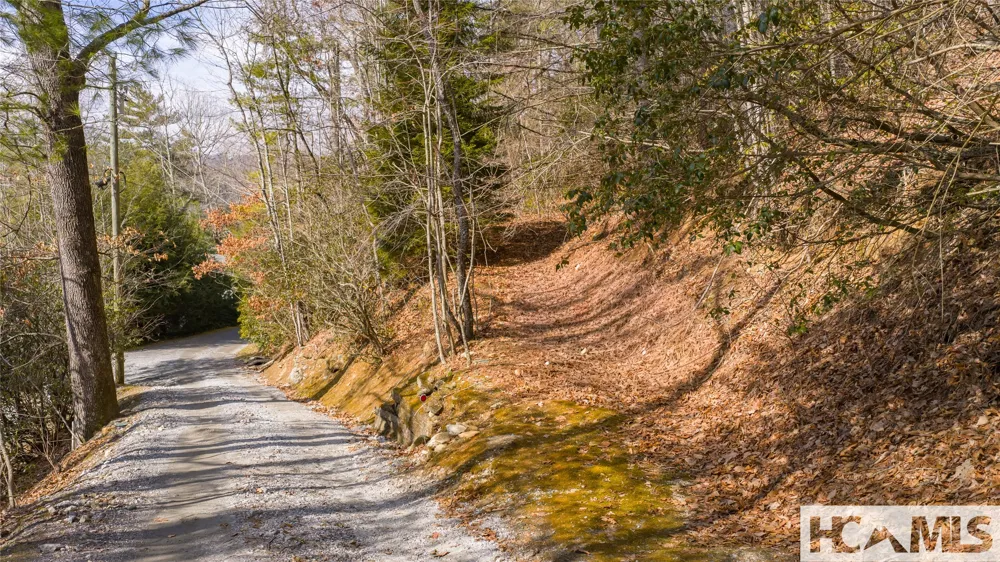 B&C Knob Hill Road Glenville, NC 28736