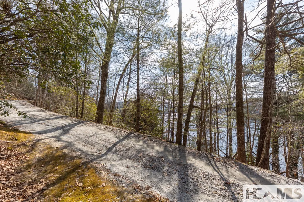 B&C Knob Hill Road Glenville, NC 28736