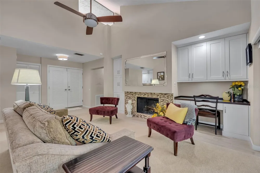 1000 WINDERLEY PLACE #239 Maitland, FL 32751