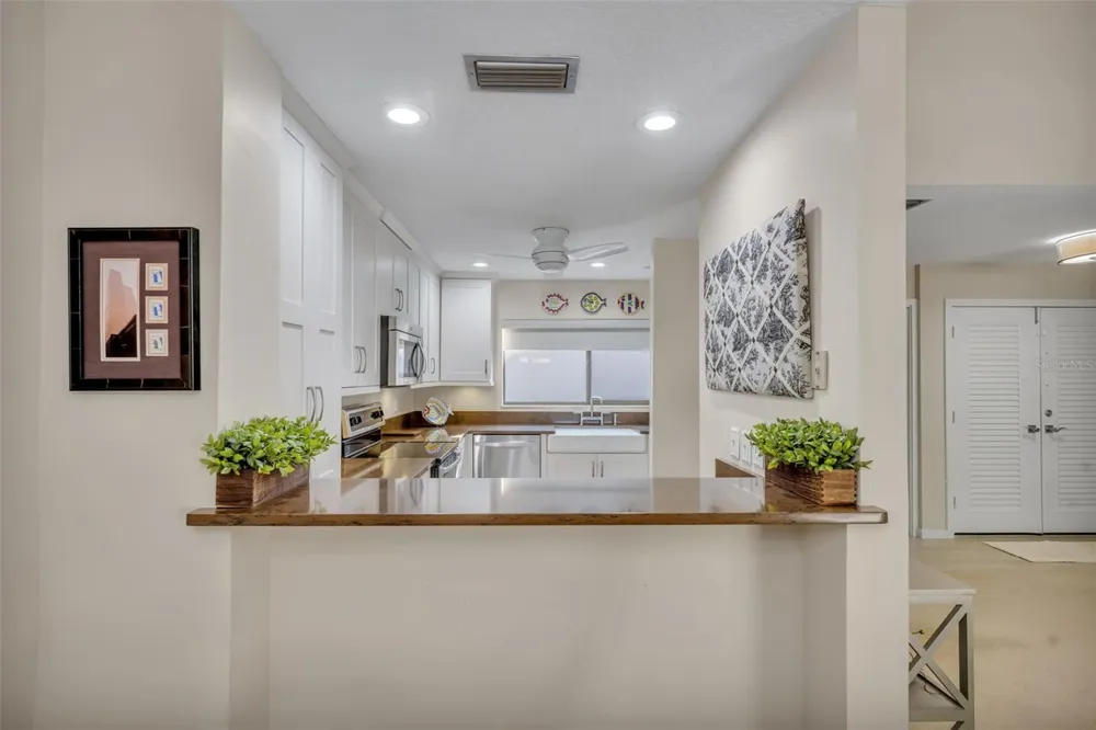 1000 WINDERLEY PLACE #239 Maitland, FL 32751